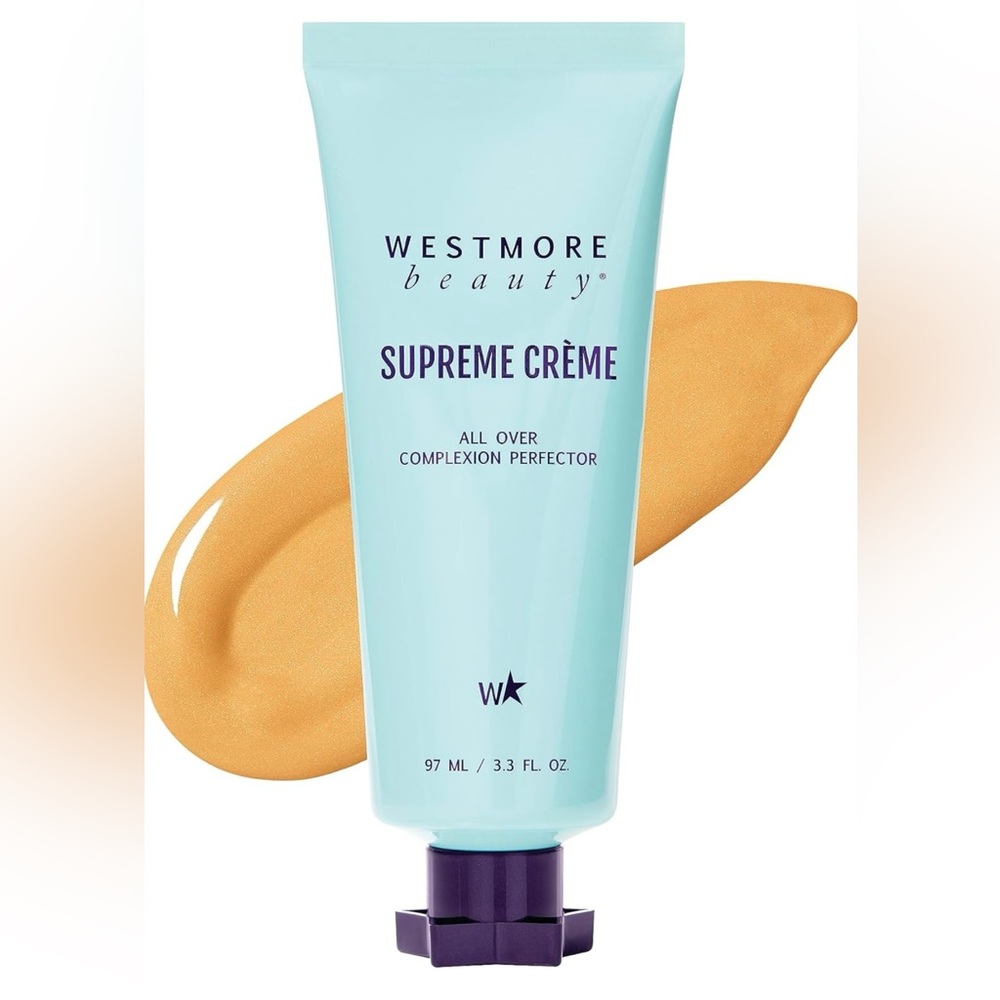 NEW- Westmore Beauty Supreme Crème with White and Purple Pouch